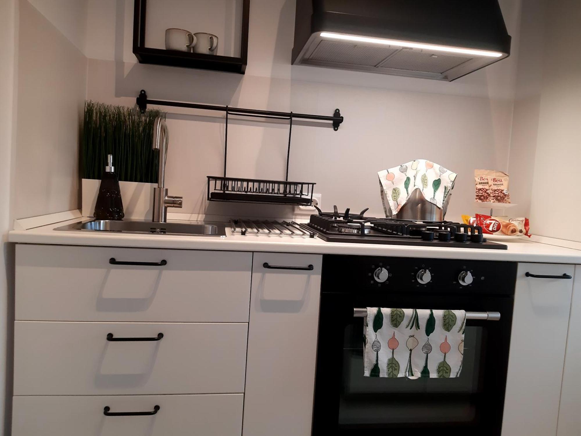 Mia!! Self Check-In!! Apartamento Bucareste Exterior foto